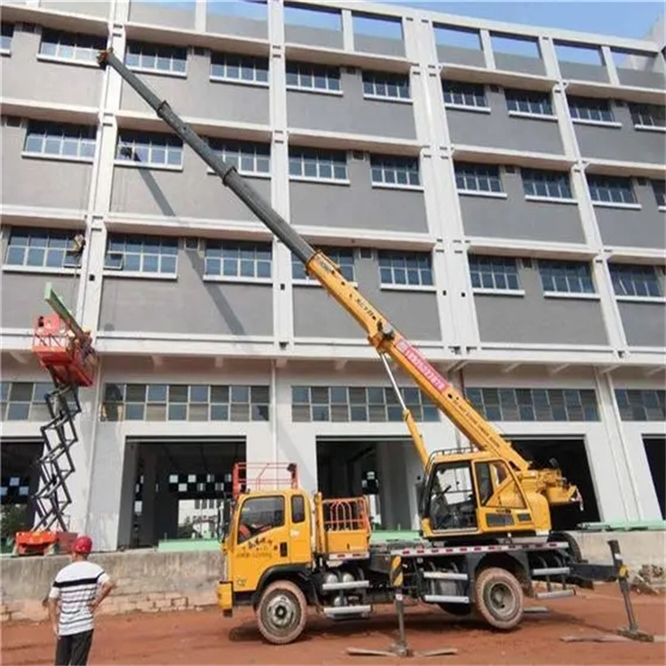 南宫高楼层玻璃吊装